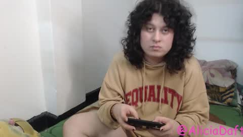 Snapshot of alice_psilocybe_sabina420 chatting on 25, 3, 2026 Alicia Aldara online show from 25, 3, 2026
