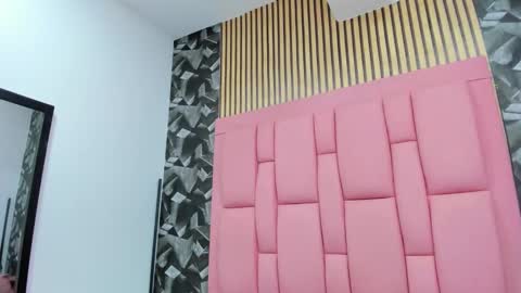 Snapshot of alice_rouusse chatting on 7, 11, 2025 alice_rouusse online show from 7, 11, 2025