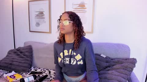 alice_simmons online show from 6, 4, 2026