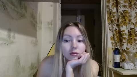 Snapshot of alice_smiles chatting on 22, 3, 2026 Alice smiles online show from 22, 3, 2026