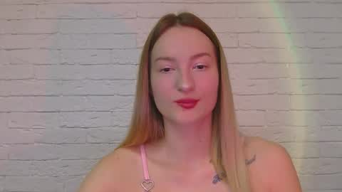 Snapshot of alice_sweet_01 chatting on 11, 11, 2025 Alice online show from 11, 11, 2025