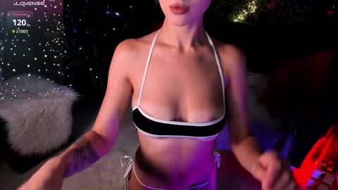 Your sweet Alice INST alicebellies online show from 7, 1, 2026