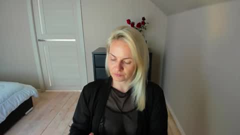 Alicee online show from 29, 9, 2025