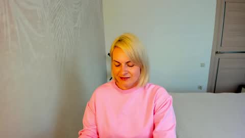 Snapshot of alicee__grace chatting on 28, 4, 2026 Alicee online show from 28, 4, 2026