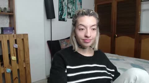 Snapshot of alicee_logan_ chatting on 21, 4, 2026 alicee_logan_ online show from 21, 4, 2026