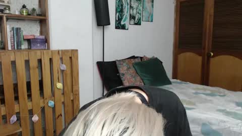 Snapshot of alicee_logan_ chatting on 24, 4, 2026 alicee_logan_ online show from 24, 4, 2026