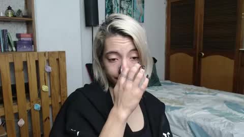 Snapshot of alicee_logan_ chatting on 28, 4, 2026 alicee_logan_ online show from 28, 4, 2026