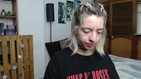 Snapshot of alicee_logan_ chatting on 4, 5, 2026 alicee_logan_ online show from 4, 5, 2026