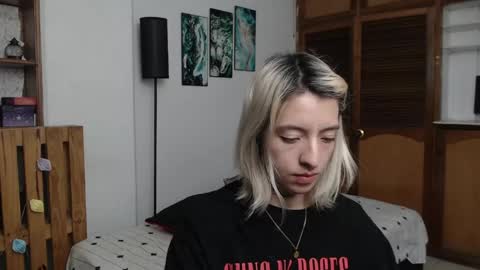 Snapshot of alicee_logan_ chatting on 30, 5, 2026 alicee_logan_ online show from 30, 5, 2026