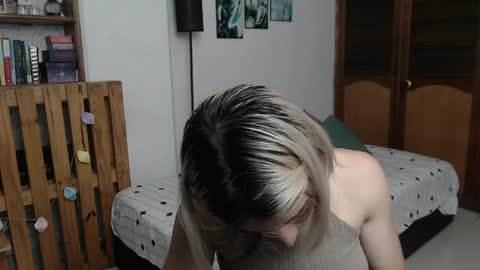 Snapshot of alicee_logan_ chatting on 31, 5, 2026 alicee_logan_ online show from 31, 5, 2026
