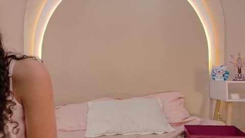 Snapshot of alicee_rodriguez chatting on 28, 3, 2026 alice online show from 28, 3, 2026