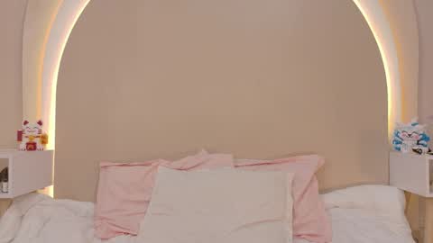 Snapshot of alicee_rodriguez chatting on 9, 4, 2026 alice online show from 9, 4, 2026