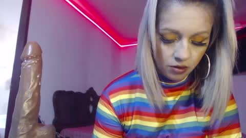 aliceesmiths online show from 14, 12, 2024