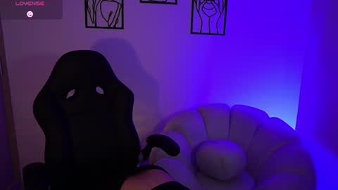 Snapshot of aliceharperx chatting on 25, 6, 2026 Alice online show from 25, 6, 2026