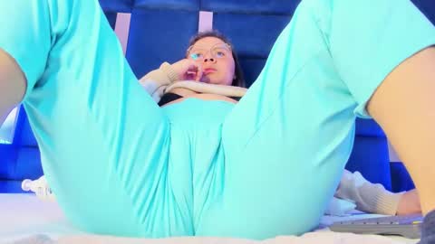 alicehott_05 online show from 1, 3, 2026