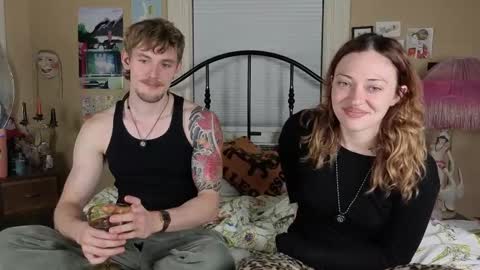 Snapshot of aliceinaceland chatting on 12, 9, 2025 AliceInAceland online show from 12, 9, 2025