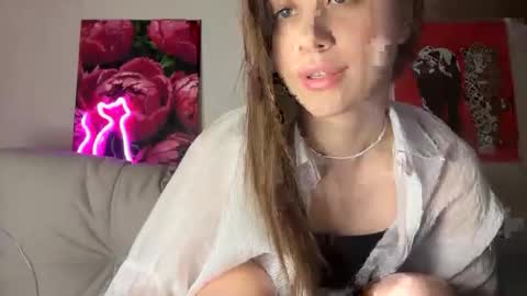 Snapshot of aliceinlustland chatting on 21, 5, 2026 aliceinlustland online show from 21, 5, 2026