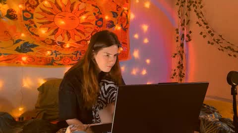 Alice online show from 11, 2, 2026