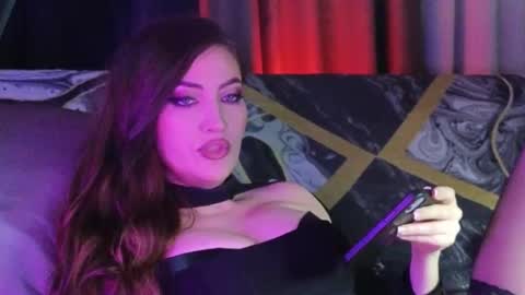 alicejameson online show from 21, 9, 2025