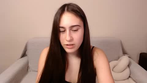 Snapshot of alicekollt chatting on 31, 12, 2024 alicekollt online show from 31, 12, 2024