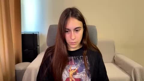 Snapshot of alicekollt chatting on 23, 9, 2025 alicekollt online show from 23, 9, 2025