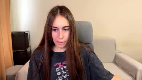 Snapshot of alicekollt chatting on 8, 10, 2025 alicekollt online show from 8, 10, 2025