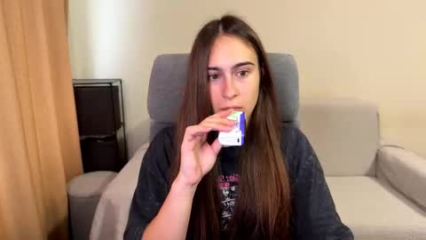 Snapshot of alicekollt chatting on 9, 10, 2025 alicekollt online show from 9, 10, 2025