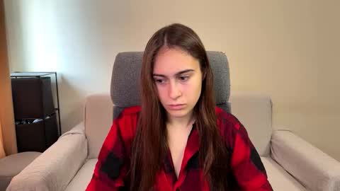 Snapshot of alicekollt chatting on 30, 10, 2025 alicekollt online show from 30, 10, 2025