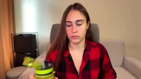 Snapshot of alicekollt chatting on 31, 10, 2025 alicekollt online show from 31, 10, 2025