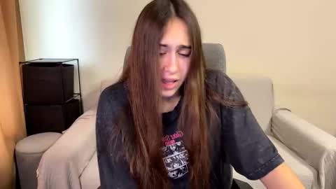 Snapshot of alicekollt chatting on 7, 11, 2025 alicekollt online show from 7, 11, 2025