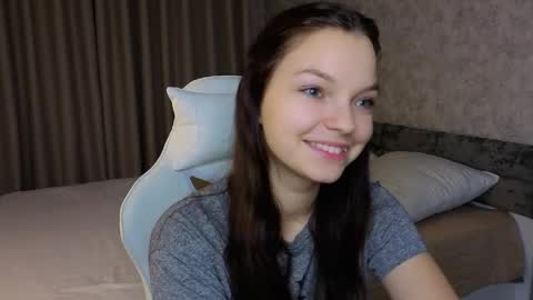 u can name me Alice online show from 11, 5, 2026