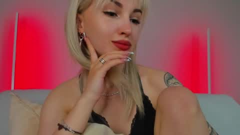 Snapshot of alicemonro chatting on 4, 6, 2026 alicemonro online show from 4, 6, 2026