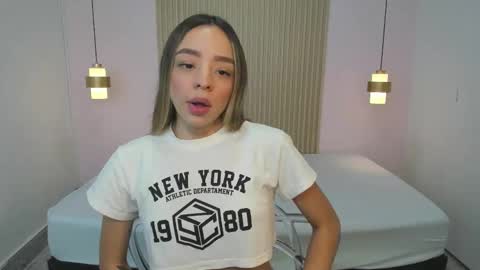 Snapshot of aliceross1 chatting on 13, 2, 2026 AliceRoss online show from 13, 2, 2026