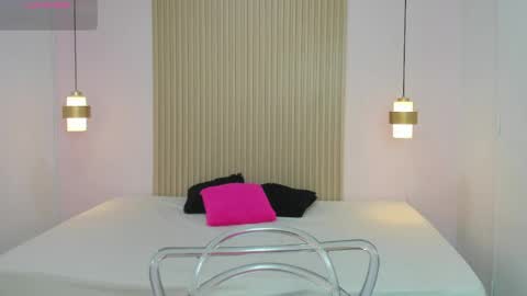 Snapshot of aliceross1 chatting on 5, 5, 2026 AliceRoss online show from 5, 5, 2026