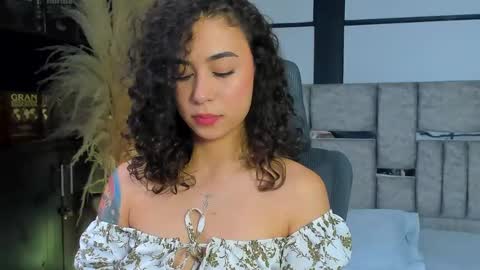Alicestevens online show from 18, 4, 2026