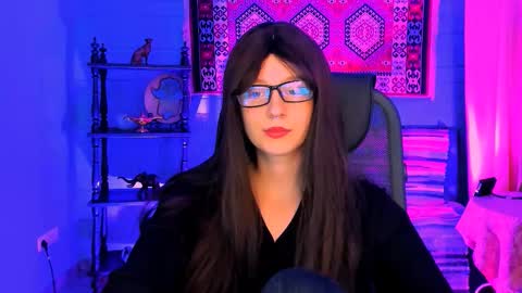 alicewelch_ online show from 22, 10, 2025