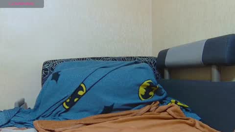 Snapshot of alicewoolfy chatting on 10, 6, 2026 AliceWoolfy online show from 10, 6, 2026