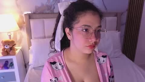 Snapshot of alicialevy chatting on 11, 2, 2026 LUNA online show from 11, 2, 2026