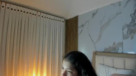 Snapshot of alicialevy chatting on 30, 5, 2026 LUNA online show from 30, 5, 2026
