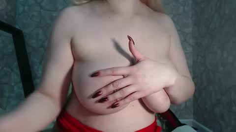 alidaalida2 online show from 17, 4, 2026