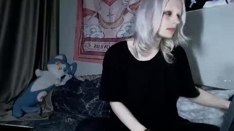 Alien Bella online show from 21, 6, 2026