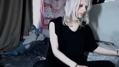 Alien Bella online show from 22, 6, 2026