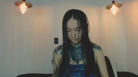Snapshot of alien_eyes09 chatting on 8, 5, 2026 online show from 8, 5, 2026