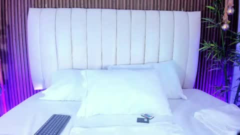Snapshot of alihamilton_ chatting on 24, 9, 2025 Aliha online show from 24, 9, 2025