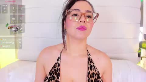 Snapshot of alihamilton_ chatting on 11, 6, 2026 Aliha online show from 11, 6, 2026