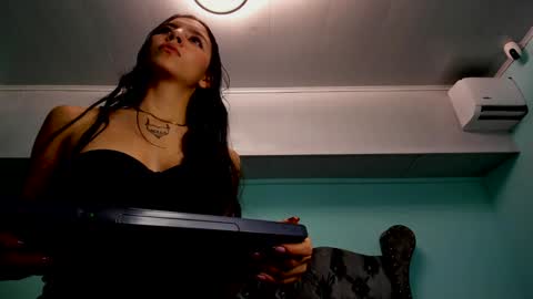 Snapshot of aliice_greco chatting on 30, 12, 2024 Alice online show from 30, 12, 2024