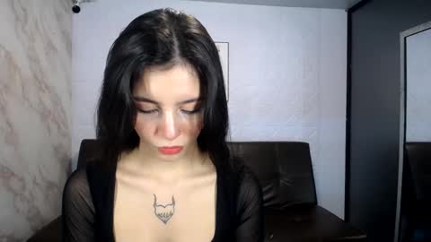 Snapshot of aliice_greco chatting on 4, 3, 2025 Alice online show from 4, 3, 2025