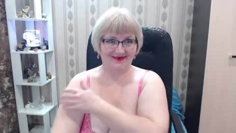 Snapshot of alina672211 chatting on 9, 2, 2026 alina672211 online show from 9, 2, 2026
