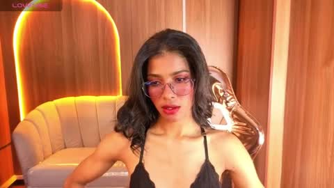 Snapshot of alina_b_ chatting on 30, 4, 2026 alina_b_ online show from 30, 4, 2026