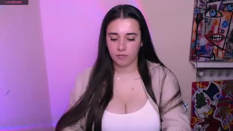 Snapshot of alinaasti_ chatting on 19, 6, 2026 Alina online show from 19, 6, 2026